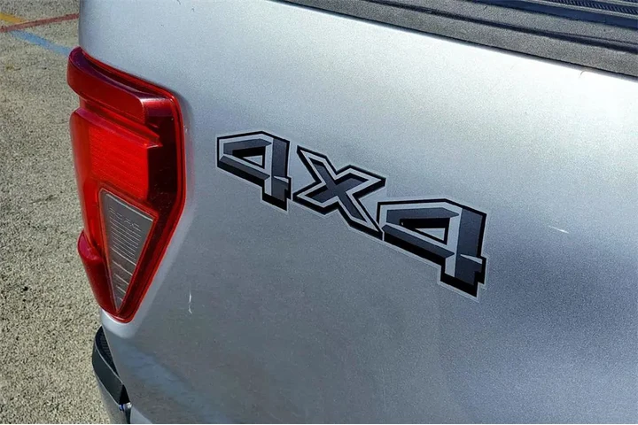 $39997 : Ford F-150 2024 4x4 XLT 4dr image 7