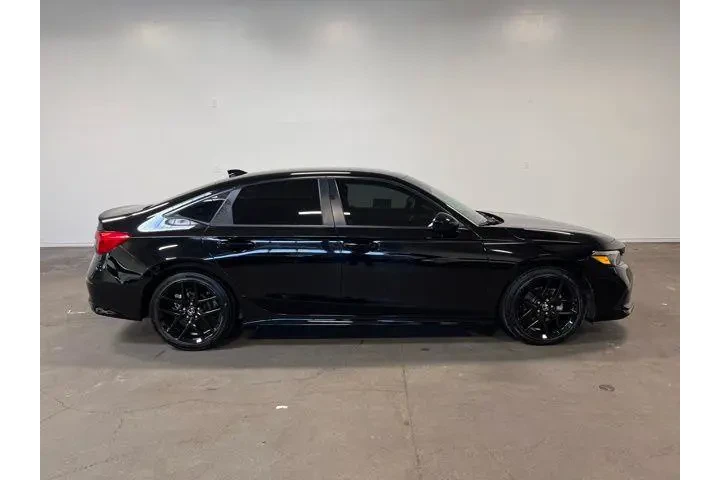 $25543 : Honda Civic 2024 Sport 4dr S image 2