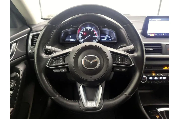 $17998 : Mazda Mazda3 2018 Grand Tour image 10