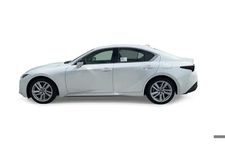 $37998 : Lexus IS 300 2024 4dr Sedan image 5