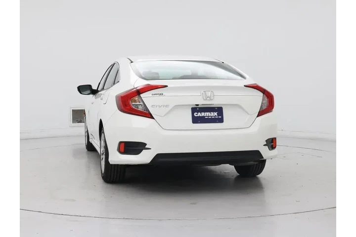 $18998 : Honda Civic 2018 LX 4dr Seda image 6