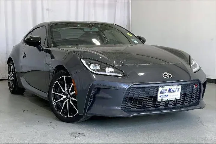 $25991 : Toyota GR86 2022 2dr Coupe 6 image 1