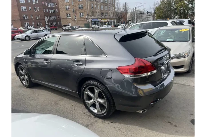 $11999 : 2014 Venza XLE image 8