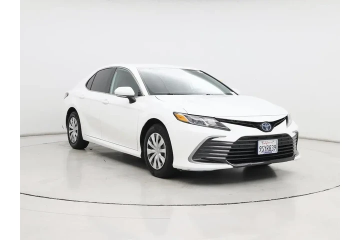 $25998 : Toyota Camry Hybrid 2024 LE image 1