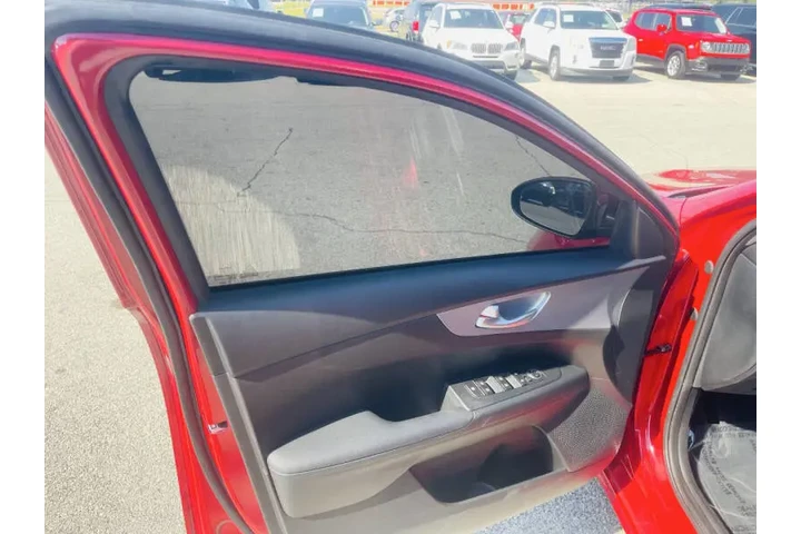 $14850 : 2024 Forte LXS image 10