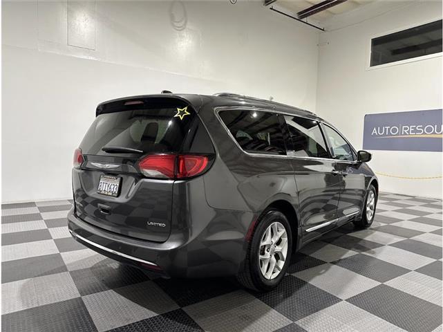 $19499 : 2020 CHRYSLER PACIFICA image 4