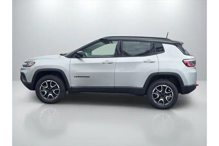 $24999 : Jeep Compass 2024 4x4 Trailh image 8