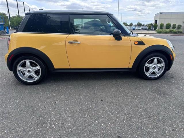 $6750 : 2007 MINI Cooper image 6