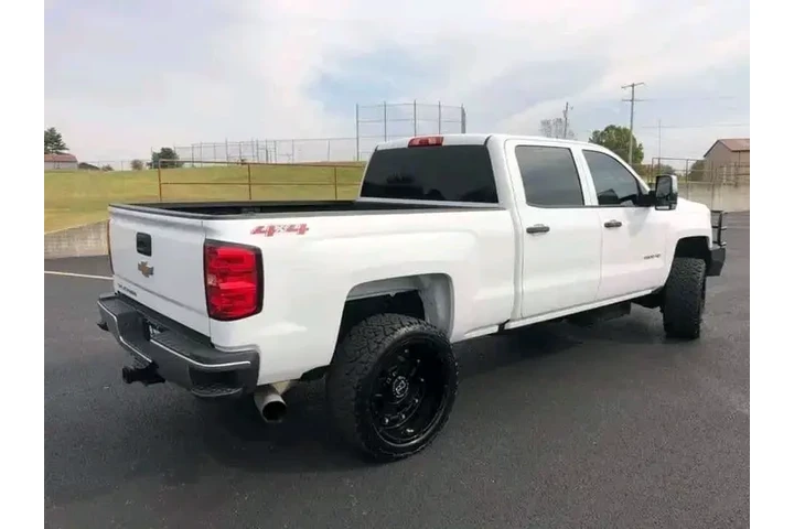 $7800 : Still runs in good condition image 4