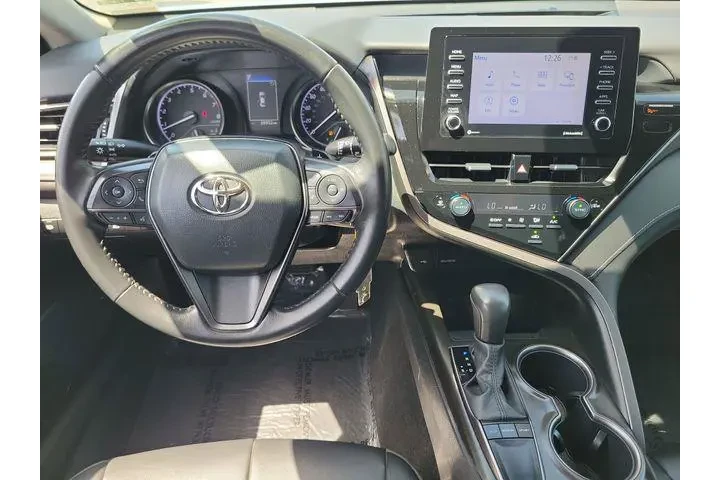 $28775 : Toyota Camry 2024 SE 4dr Sed image 4