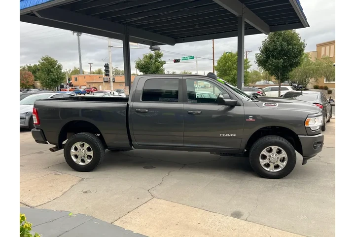 2019 RAM 2500 Tradesman Crew image 4