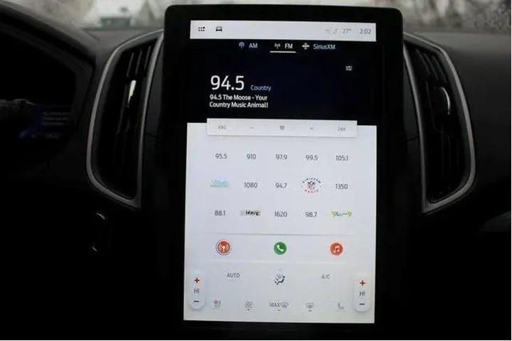 $29270 : Ford Edge 2024 AWD SEL 4dr S image 2