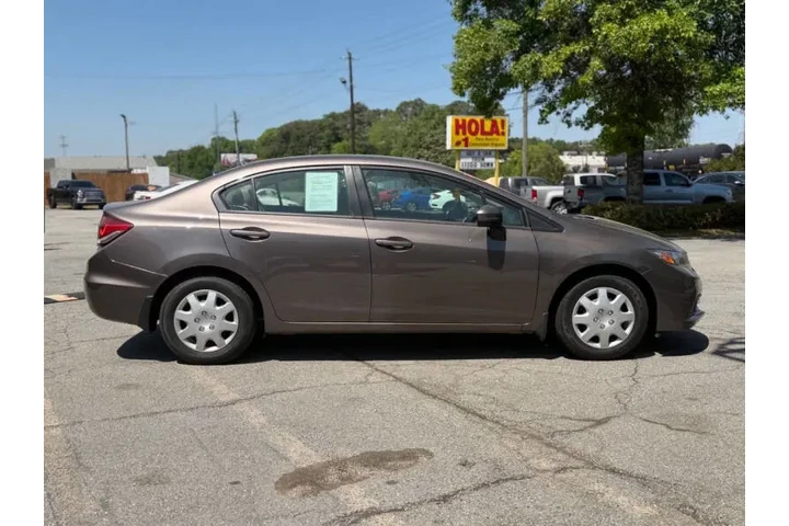 2015 Civic LX image 8