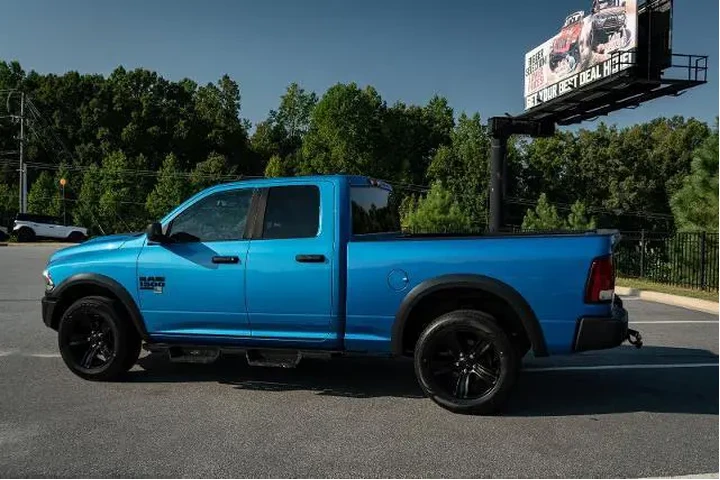 $29888 : Ram 1500 Classic 2021 4x4 SL image 5