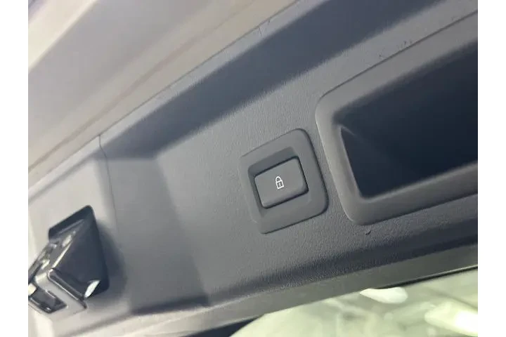 $28500 : Mazda CX-30 2025 AWD 2.5 Car image 9