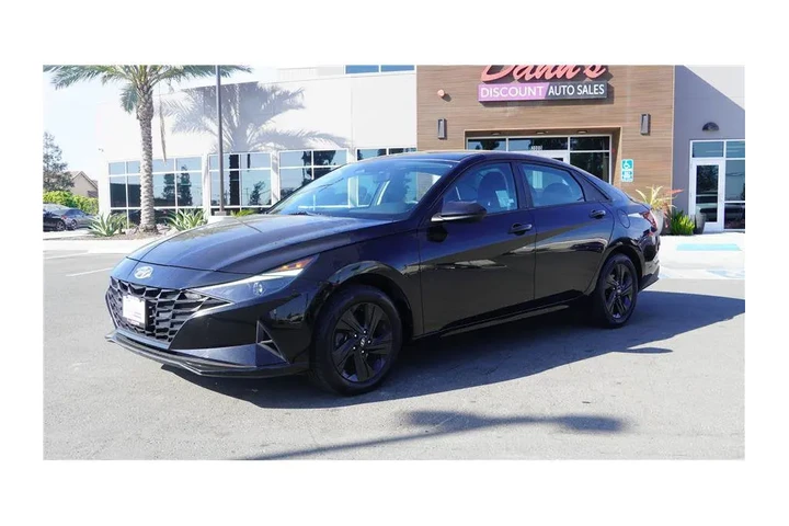 $16984 : 2023 Elantra SEL image 2