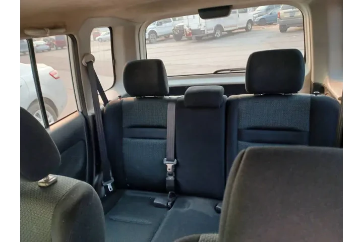 $4772 : 2006 xB image 8