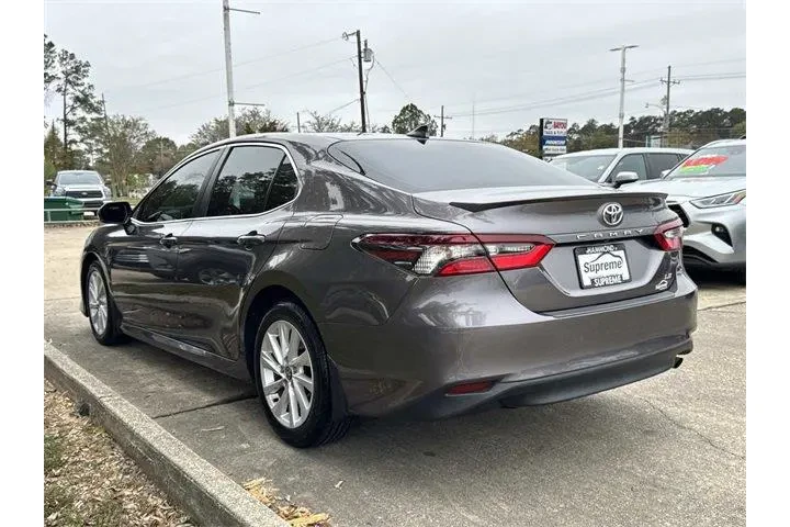 $22557 : Toyota Camry 2023 LE 4dr Sed image 4