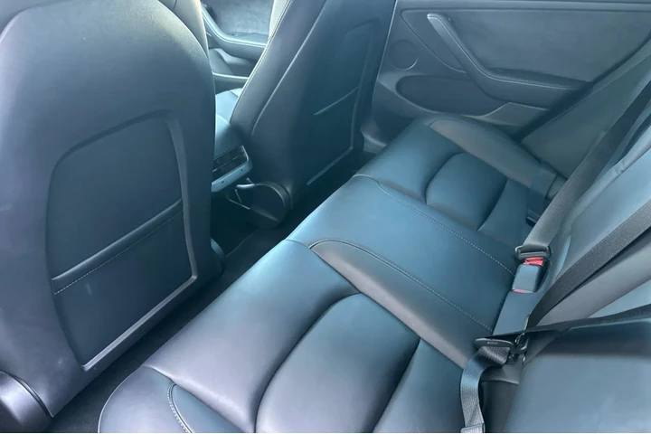 $23900 : Tesla Model 3 2022 AWD Long image 7