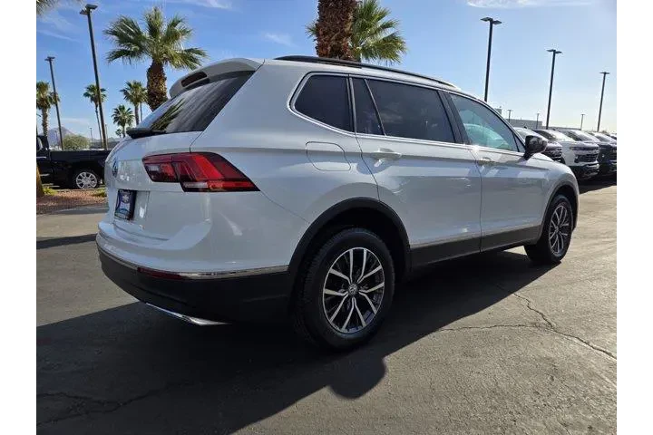 $15991 : Volkswagen Tiguan 2020 SE 4d image 6