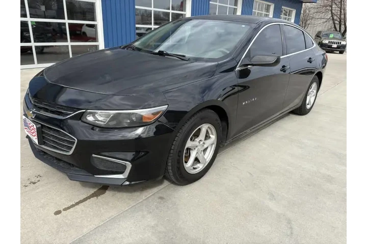 $9990 : 2016 Malibu LS Fleet image 3