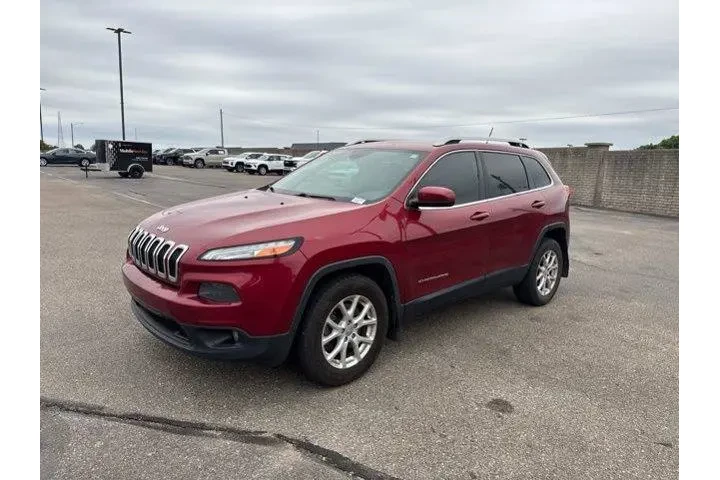 $9982 : Jeep Cherokee 2015 4x4 Latit image 3