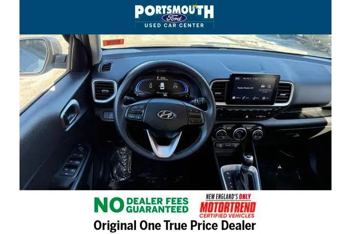 $18995 : Hyundai VENUE 2024 SEL 4dr C image 7