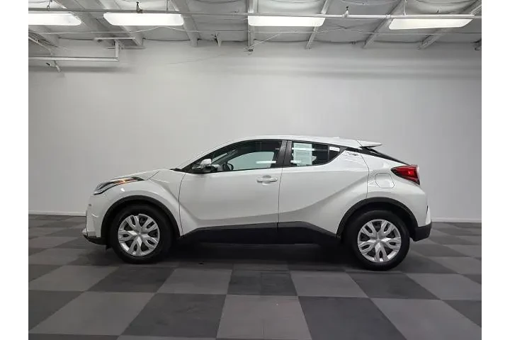 $20000 : Toyota C-HR 2021 LE 4dr Cros image 4