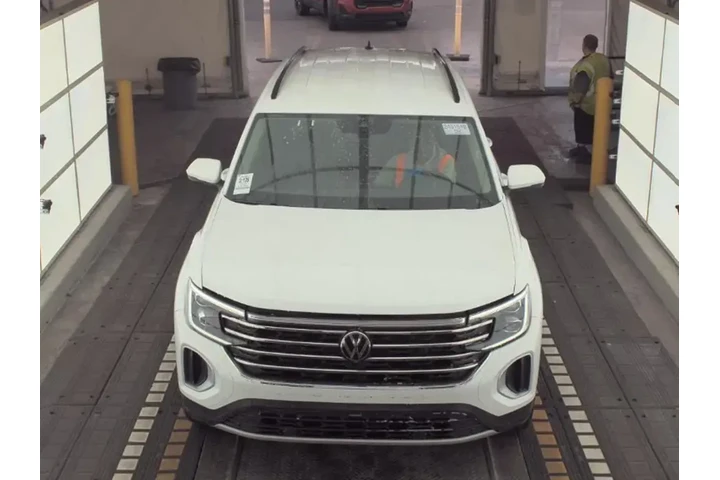 $26490 : Volkswagen Atlas 2024 SE 4dr image 2