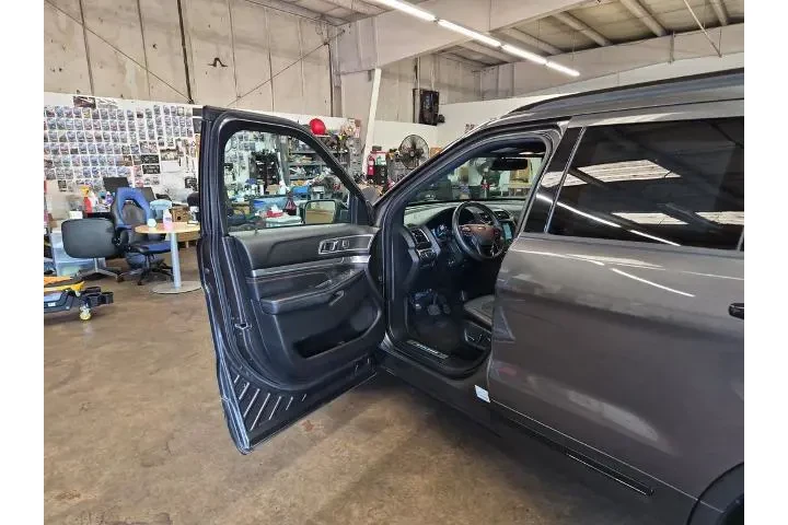 $14988 : Ford Explorer 2017 AWD Sport image 8