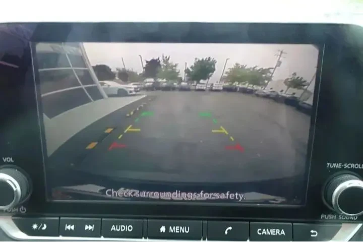 $19999 : 2023 ROGUE image 3