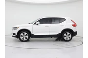 $23998 : Volvo XC40 2022 AWD T5 Momen thumbnail