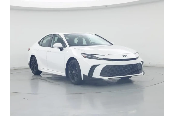 $31998 : Toyota Camry 2025 SE 4dr Sed image 1