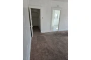 $1750 : Studio en Alhambra 1750 thumbnail