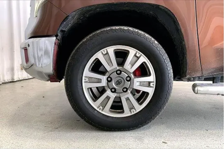 $39991 : Toyota Tundra 2017 4x4 Plati image 6