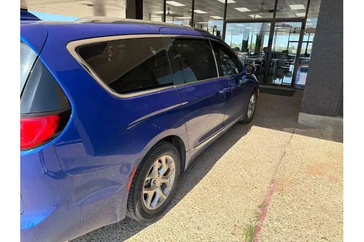 $18165 : Chrysler Pacifica 2020 Limit image 5