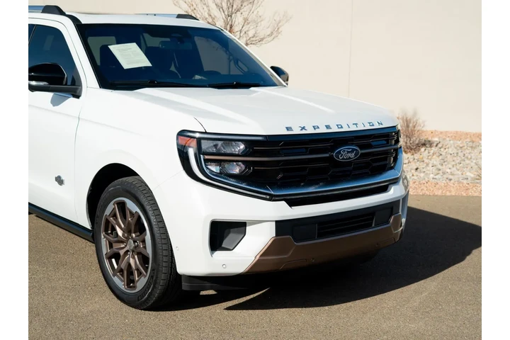 $88988 : 2025 Expedition King Ranch image 2