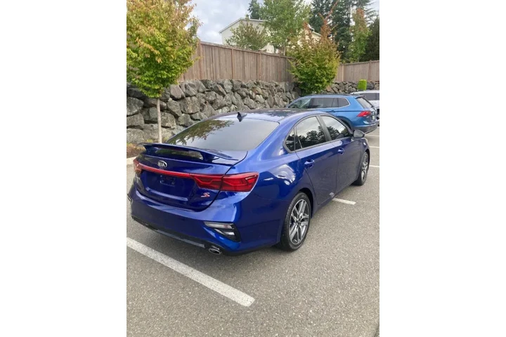 $9900 : 2019 Forte S image 4