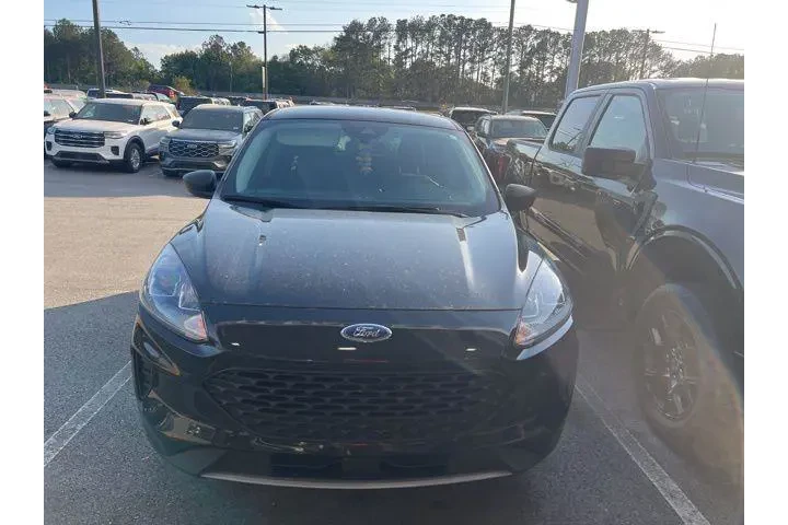 $17598 : Ford Escape 2021 S 4dr SUV image 5