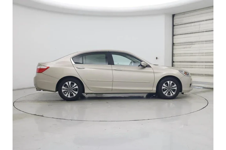 $17998 : Honda Accord 2015 LX 4dr Sed image 7