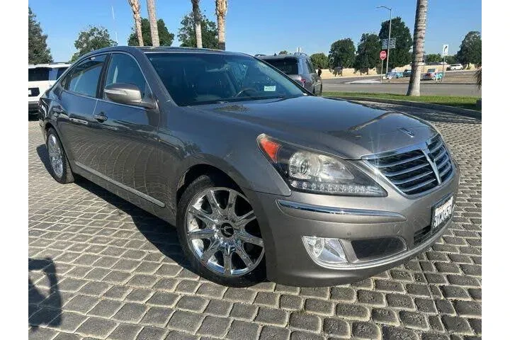 $14995 : Hyundai Equus 2012 Signature image 1