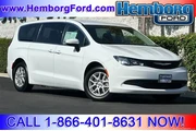 Chrysler Voyager 2023 LX 4dr en Riverside