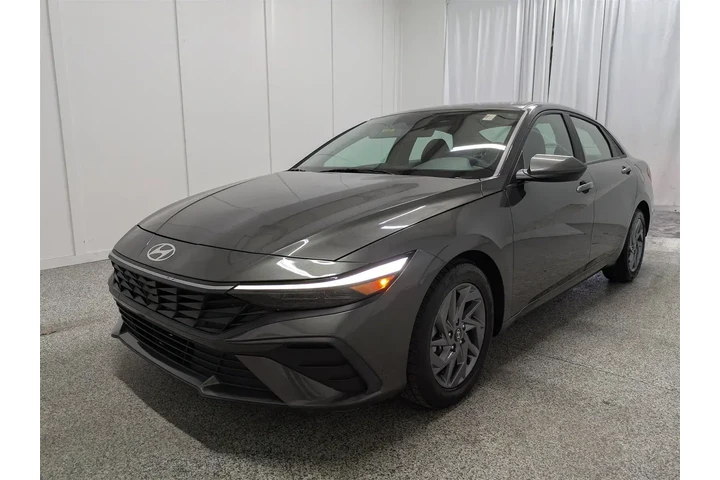 $21897 : Hyundai ELANTRA 2024 SEL 4dr image 7