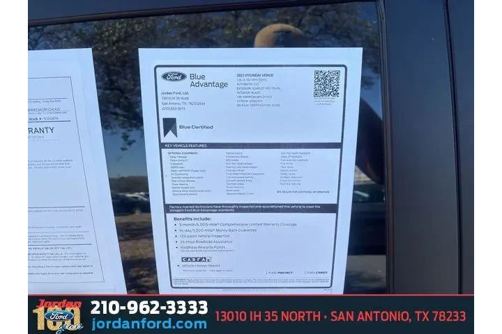 $17888 : Hyundai VENUE 2023 SEL 4dr C image 7