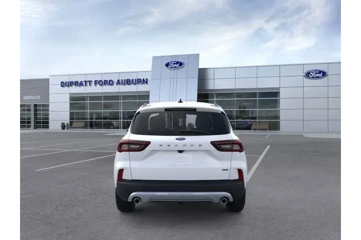 $39500 : Ford Escape Plug-In Hybrid 2 image 5