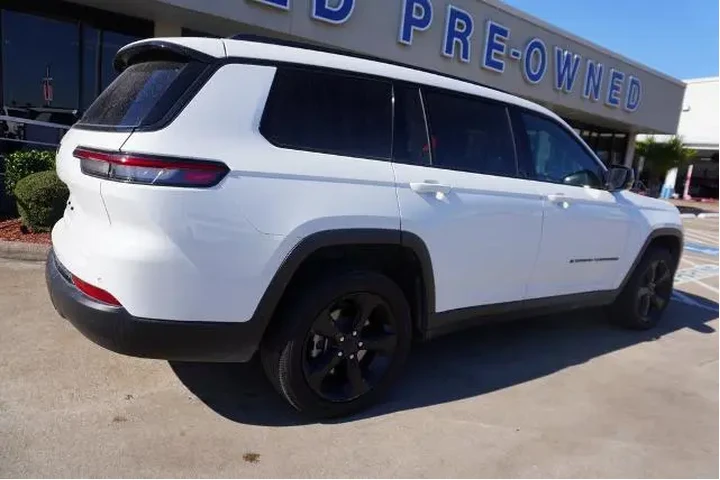 $28488 : Jeep Grand Cherokee L 2023 4 image 6