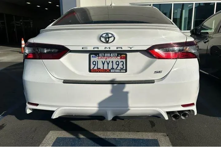 $25799 : Toyota Camry 2024 SE 4dr Sed image 4
