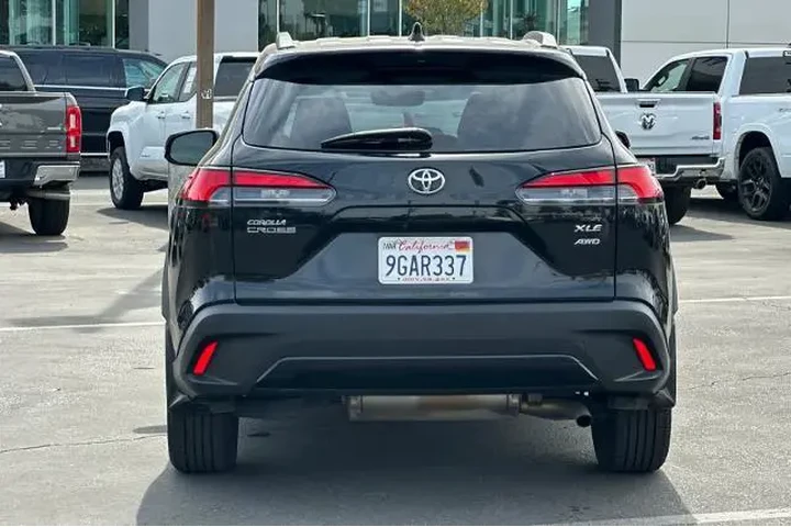 $21000 : Toyota Corolla Cross 2023 AW image 7