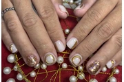 Técnica de uñas conexperiencia en Caguas