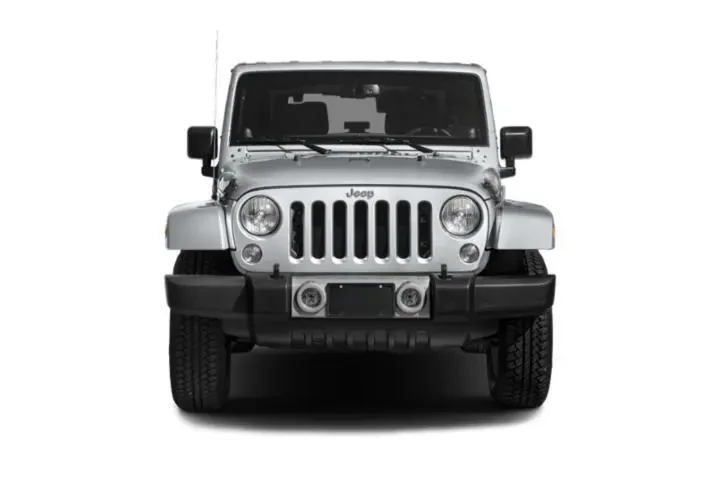 $16488 : Jeep Wrangler 2015 4x4 Sahar image 4